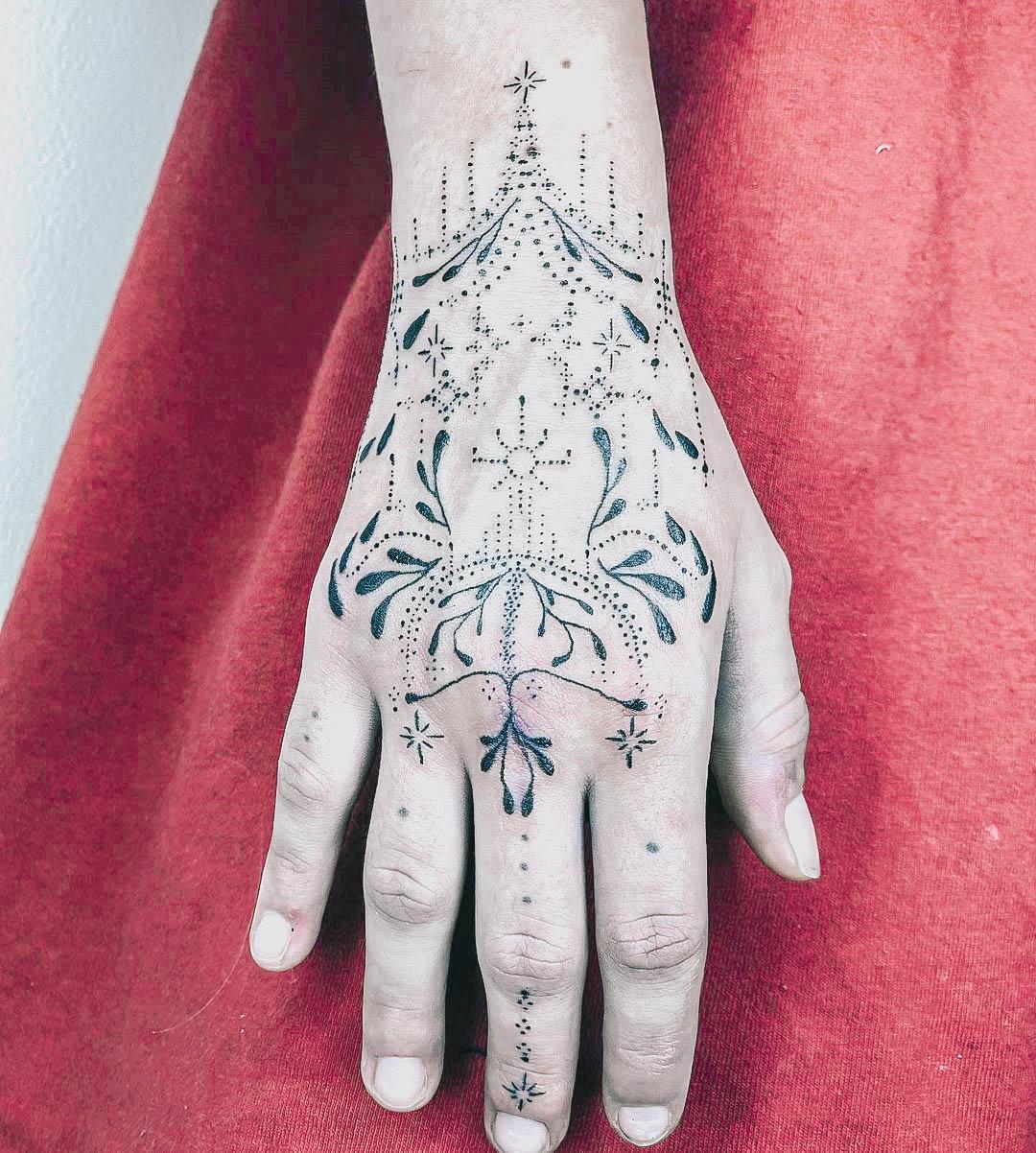 Womens Hand Tattoos (45)