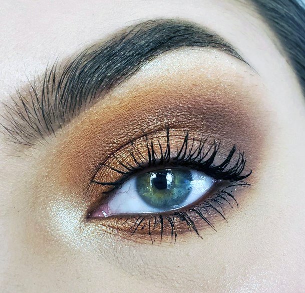 Womens Hazel Brown Eyeshadow