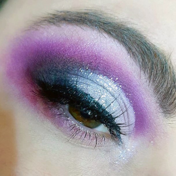 Womens Impressive Glitter Eyeshadow