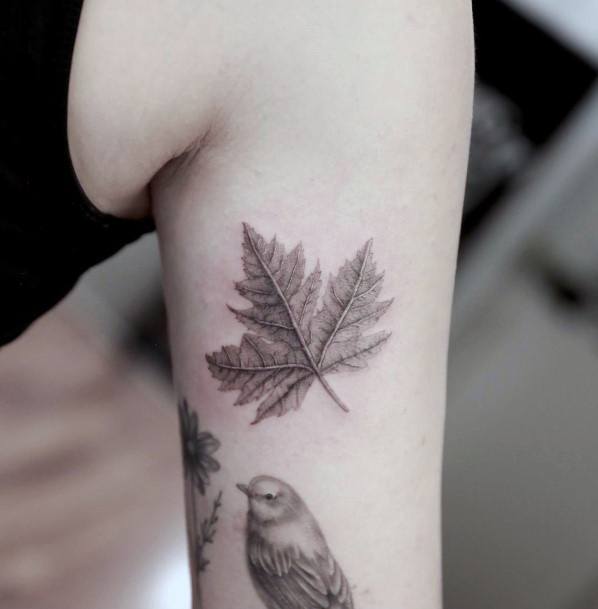 Womens Leaf Girly Tattoo Designs Arm