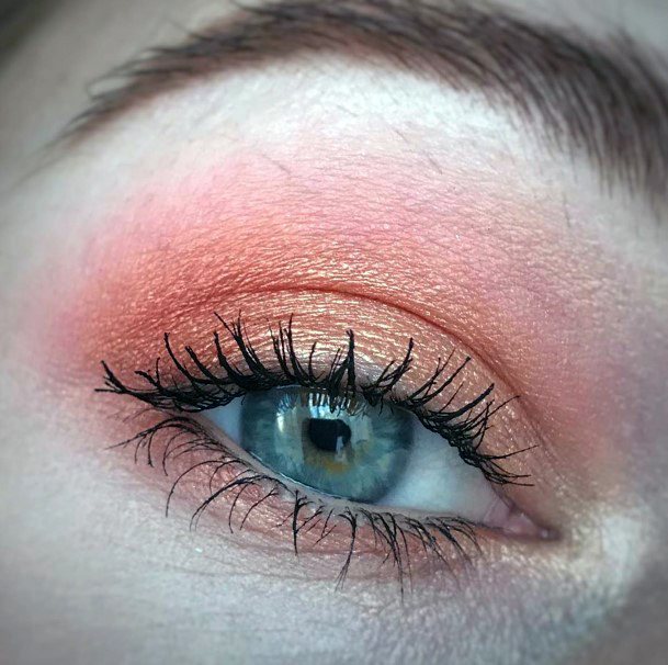 Womens Light Coral Eyeshadow