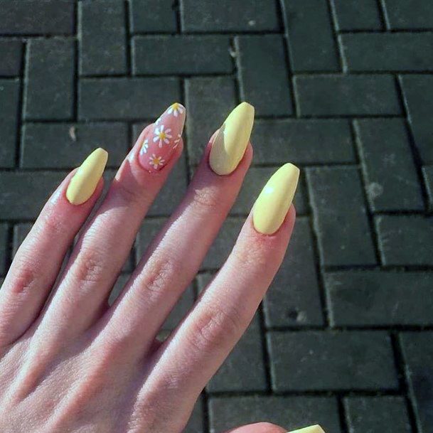 Womens Light Yellow Nail Design Ideas