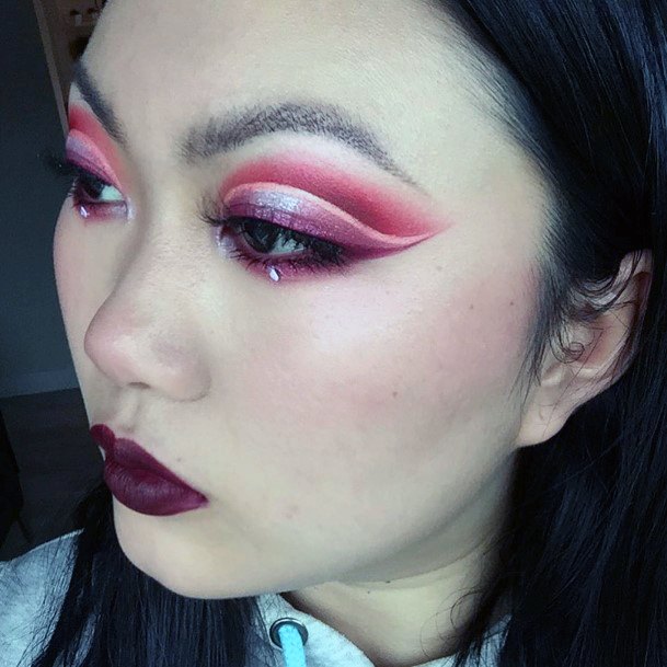 Womens Lotus Petal Red Eyeshadow