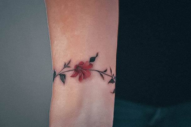 Womens Lovely Armband Tattoo Ideas