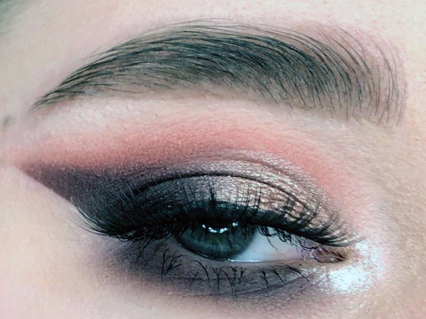 Womens Lovely Brown Eyeshadow