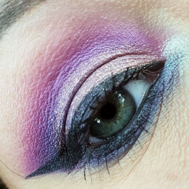 Womens Lovely Eyeshadow Purple