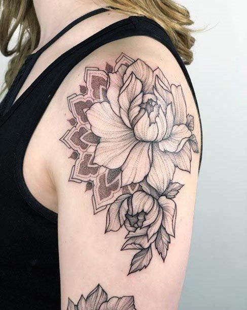 Womens Lovely Flower Tattoo Shoulder