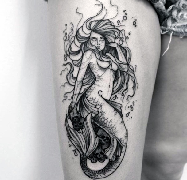 Womens Lovely Sculpture Thigh Tattoo