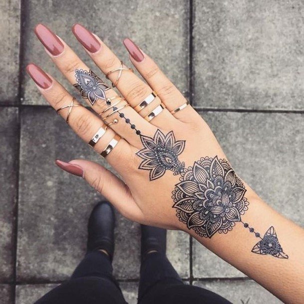 Womens Majestic Black Tattoo Fingers