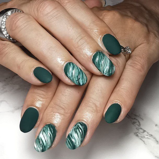 Womens Matte Green Good Looking Nails