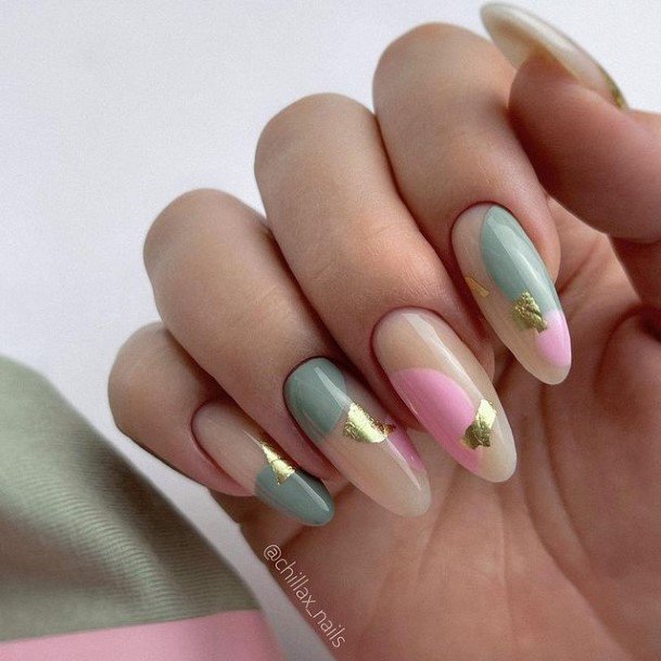 Womens Metallic Gold Girly Nail Designs