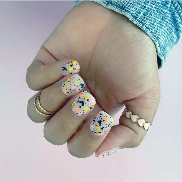 Womens Mickey Mouse Super Nail Designs