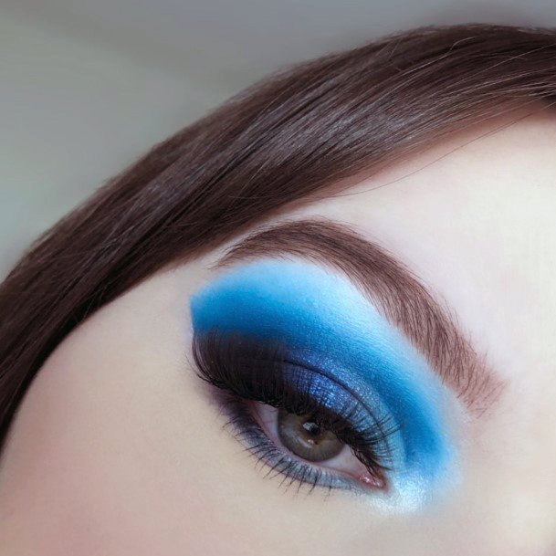 Womens Molten Blue Eyeshadow