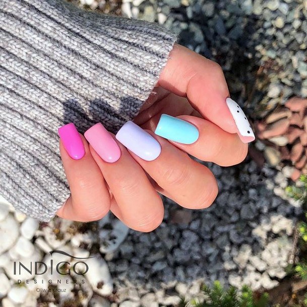 Womens Nail Ideas Pink And Blue