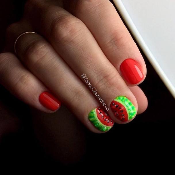 Womens Nail Ideas Red And Green