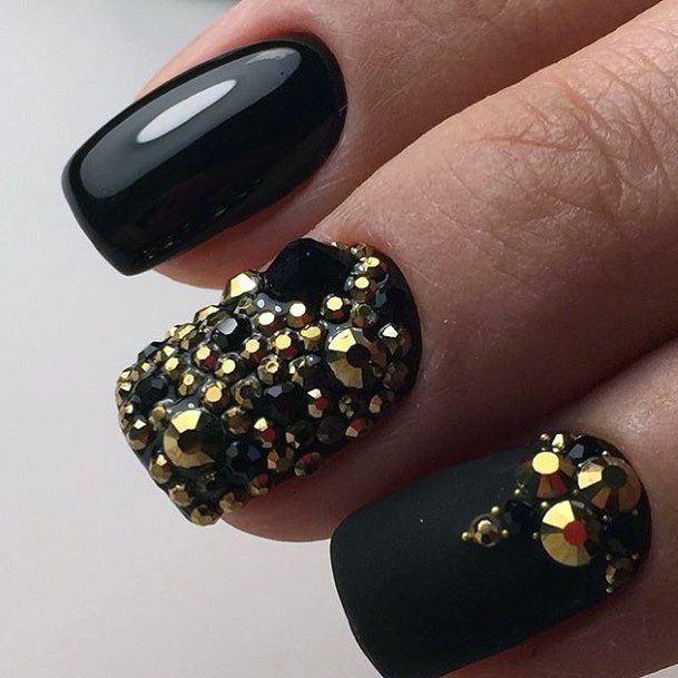 Womens Nail Ideas With Black Dress Design
