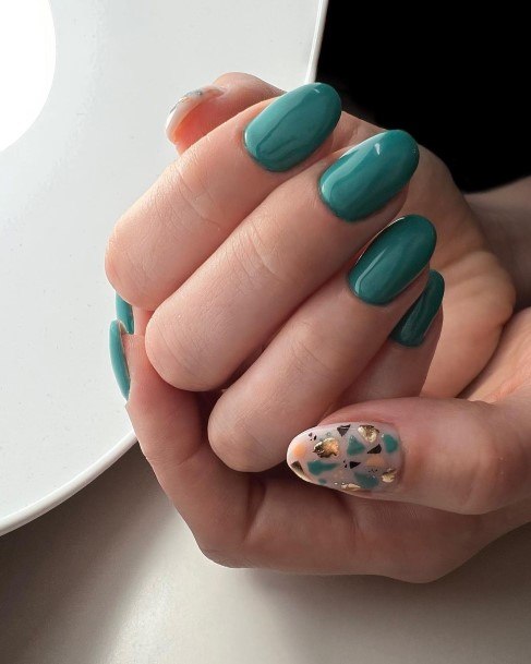Womens Nail Ideas With Green Design