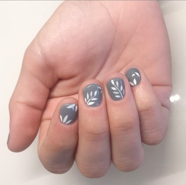 Womens Nail Ideas With Grey And White Design