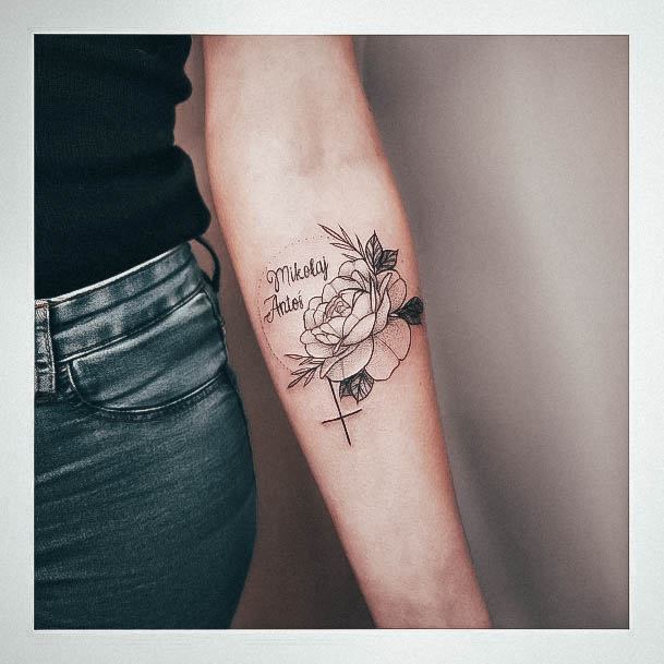 Womens Name Tattoo Design Ideas