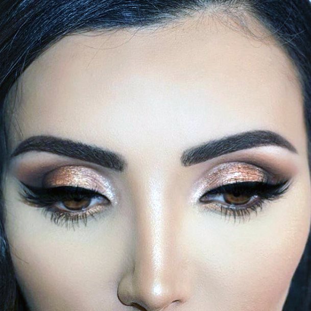 Womens Nice Brown And Gold Eyeshadow