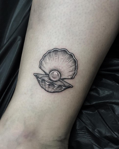 Womens Oyster Tattoos