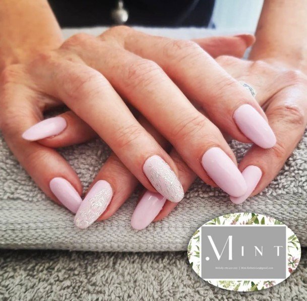 Womens Pale Pink Super Nail Designs