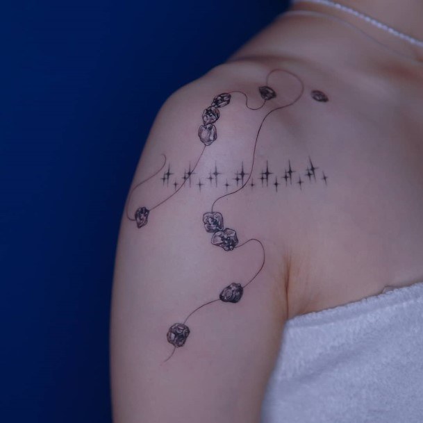 Womens Pearl Tattoo Design Ideas