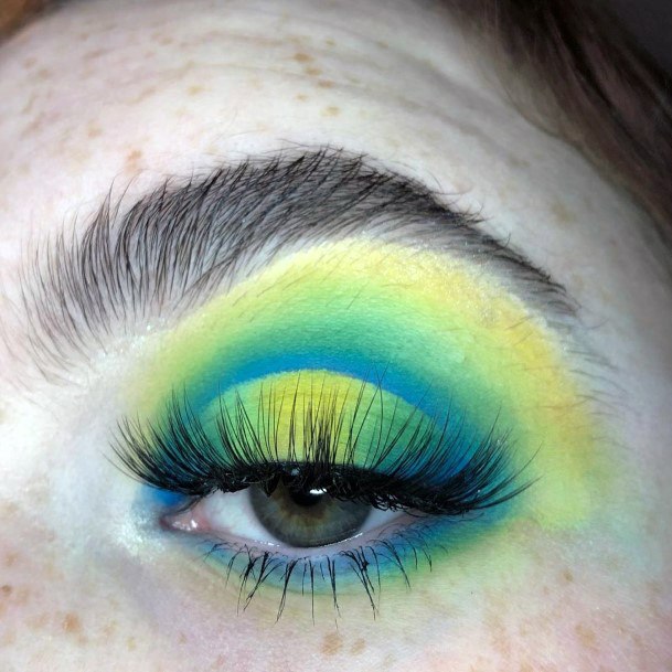 Womens Perfect Blend Of Yellow And Blue Eyeshadow Makeup Look