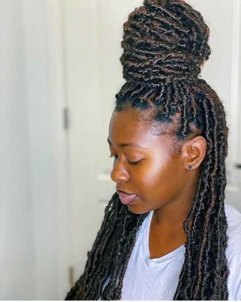 Womens Piled Up Braids Crochet Hairstyle For Black Women