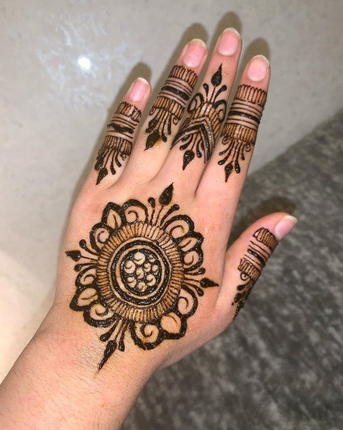 Top 50 Best Henna Tattoo Ideas For Girls - Temporary Exquisite Designs