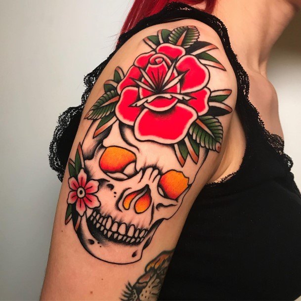 Womens Rose Shoulder Tattoo Ideas