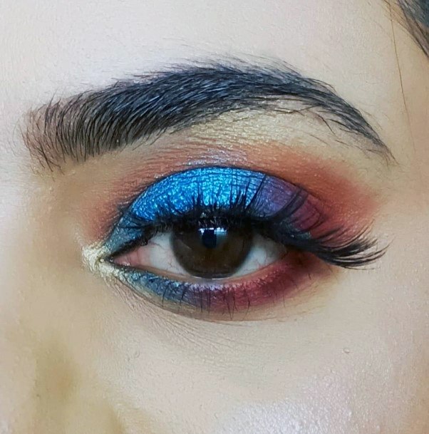 Womens Sapphire Glitter Eyeshadow