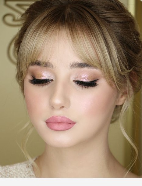 Womens Sheen Pretty Makeup Looks