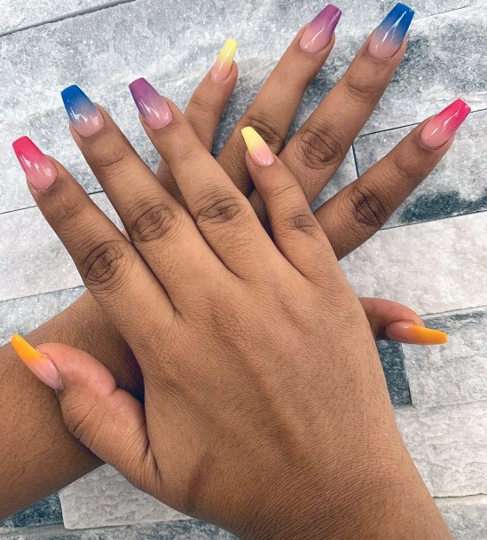 Womens Short Colorful Ombre Style Nail Inspiration