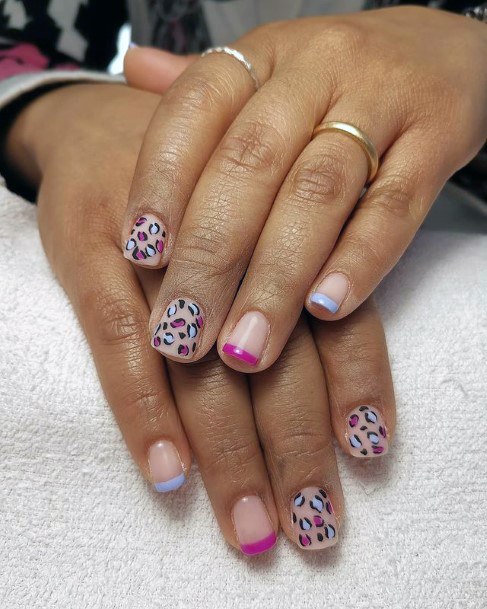 Womens Short Leopard Nails