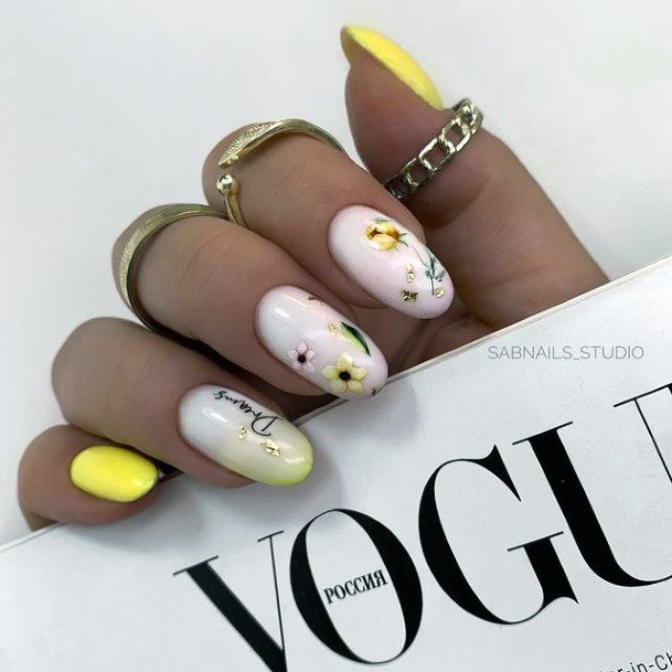 Womens Short Summer Good Looking Nails