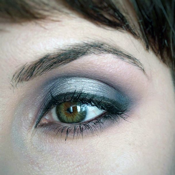 Womens Silver Fox Grey Eyeshadow