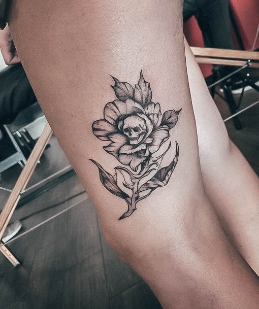 Womens Skull And Rose Good Looking Tattoos