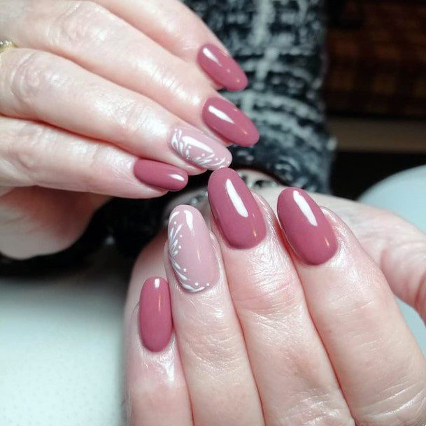 Womens Smooth Coral Nails Romantic