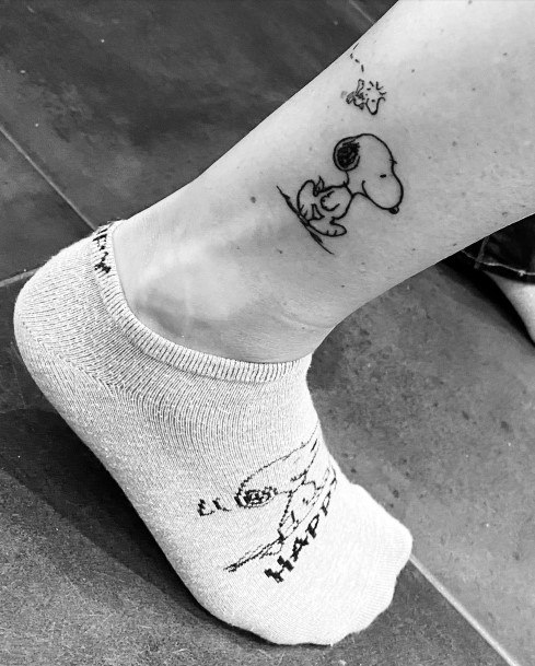 Womens Snoopy Good Looking Tattoos