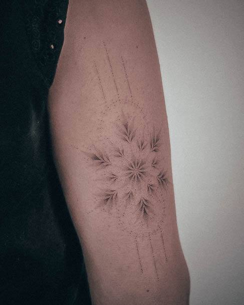 Womens Snowflake Super Tattoo Designs