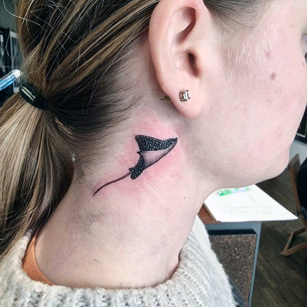 Womens Stingray Tattoo Design Ideas