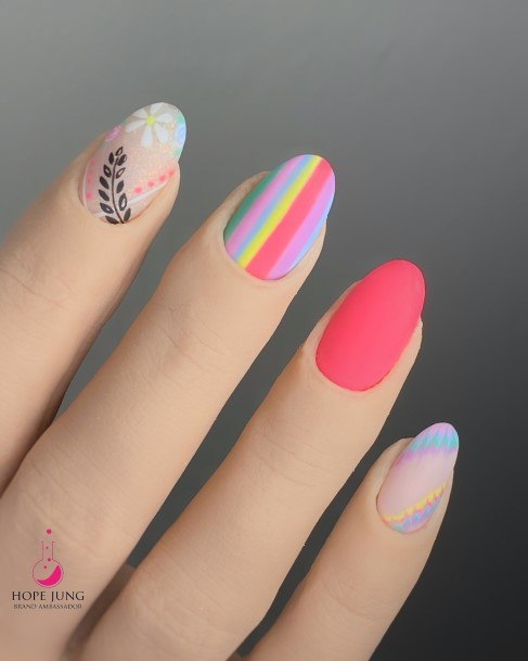 Womens Striped Nail Design Ideas