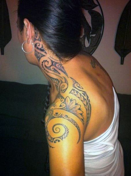 Womens Stunning Tribal Tattoo Shoulder