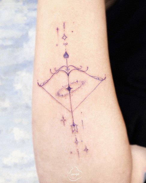 Womens Tattoo Ideas Bow And Arrow