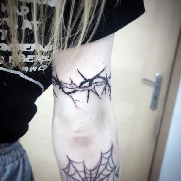 Womens Tattoo Ideas Thorns