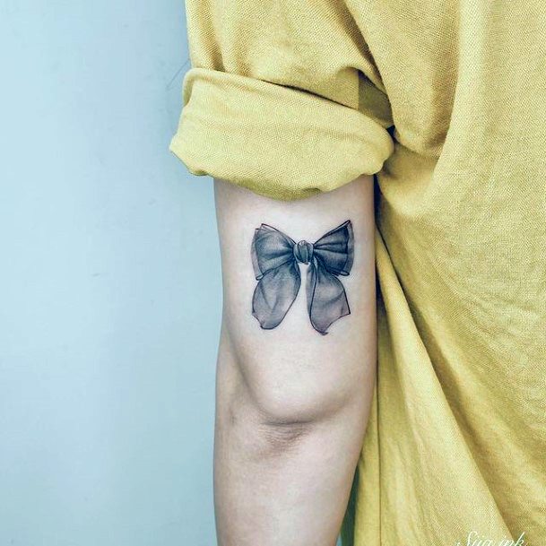 Womens Tattoo Ideas With Bow Design