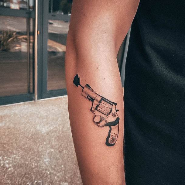 Womens Tattoo Ideas With Gun Design