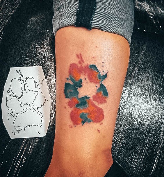 Womens Tattoo Ideas With Paw Print Design