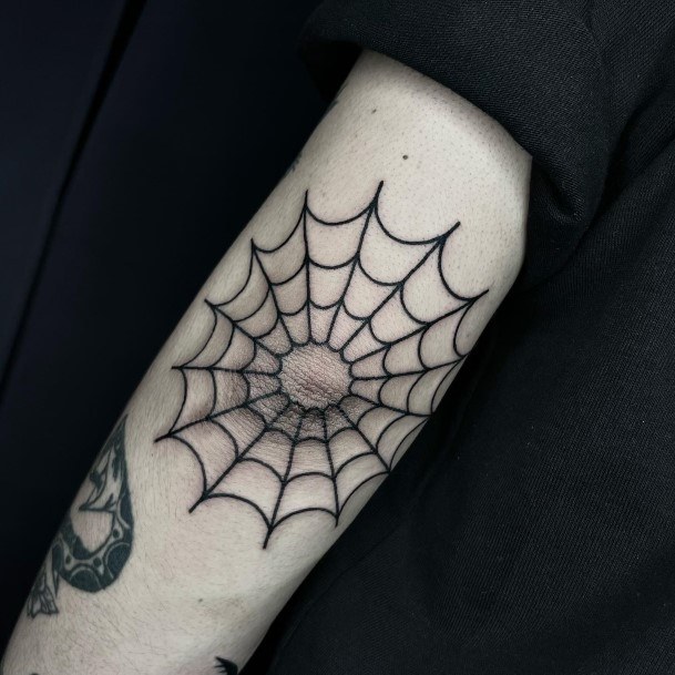 Womens Tattoo Ideas With Spider Design